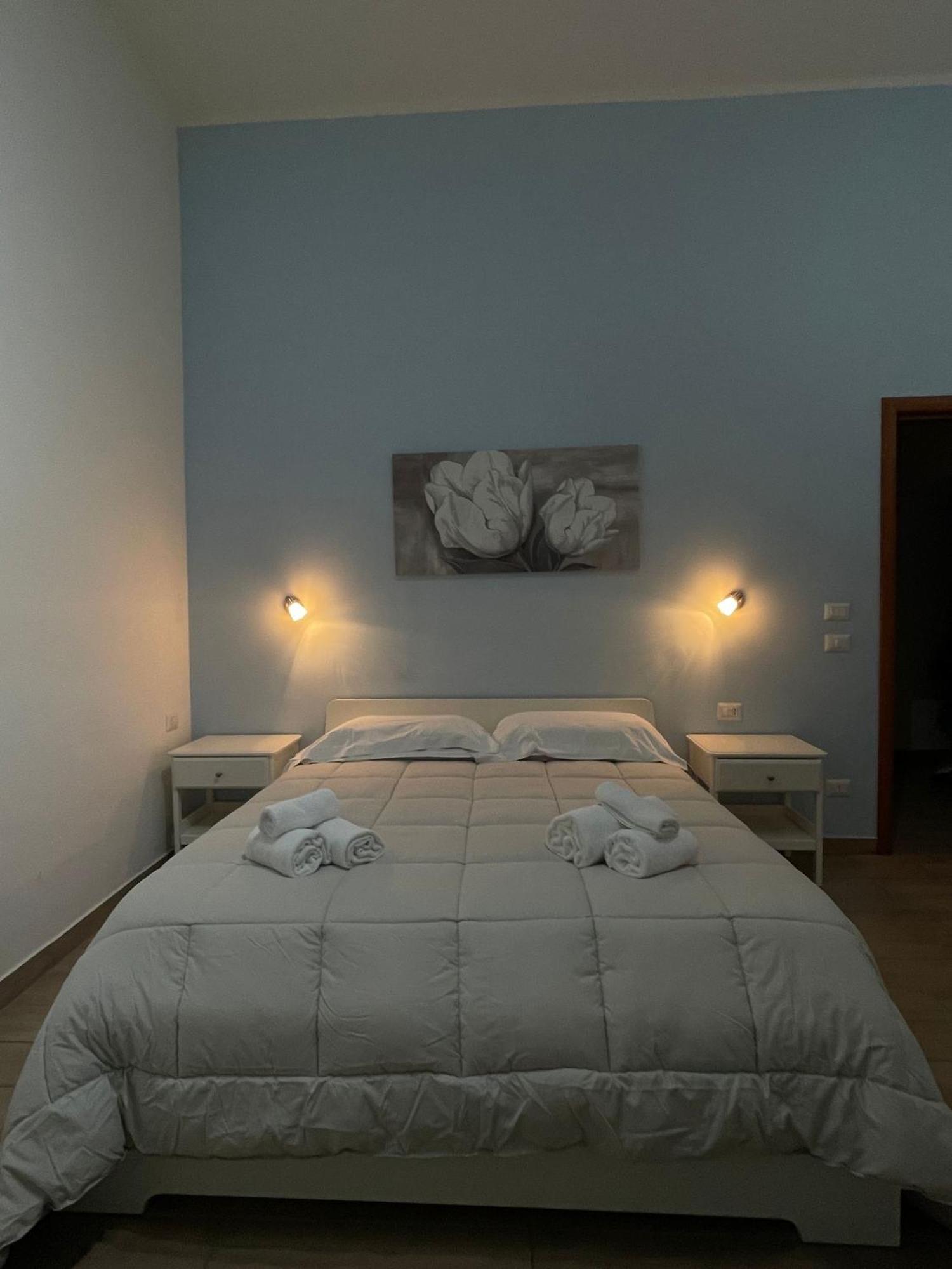 La Terrazza Delle Fate Hotel เนเปิลส์ ภายนอก รูปภาพ